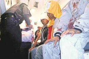 Campal entre PRI y PRD deja 25 heridos